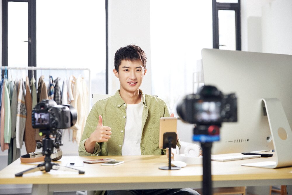 关于直播间色彩与画面问题的探讨